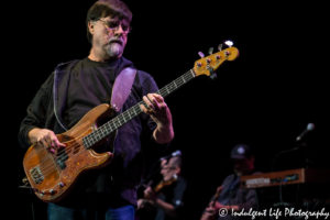 Teddy Gentry of country band Alabama live at Starlight Theatre, Kansas City concert photography.