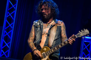 Tracii Guns live at VooDoo Lounge inside Harrah's on November 1, 2016, Kansas City concert photography.