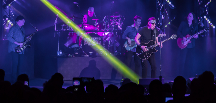 George Thorogood Uptown Theater Kansas City Concert Photography on March 29, 2017