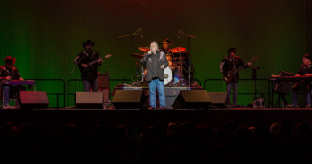 Real country music legend Gene Watson performed live at Ameristar Casino in Kansas City, MO on February 24, 2018.