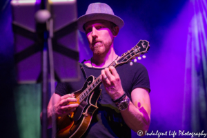 Guitarist Tim Quick performing live with The Bacon Brothers at Voodoo Lounge inside of Harrah's North Kansas City Hotel & Casino on July 14, 2018.