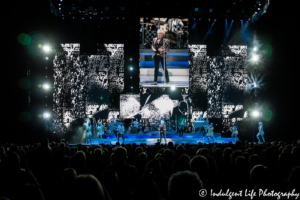 Rock 'n' roll idol Rod Stewart live on tour at Sprint Center in Kansas City, MO on October 16, 2018.