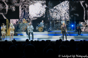 Rod Stewart dazzling his loyal Kansas City fan base at Sprint Center in downtown KC on October 16, 2018.