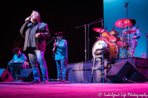 Gene Watson performing live with Farewell Party band members Todd Hines on drums, Chad Phillips on guitar and Robbie Primm on steel guitar at Ameristar Casino in Kansas City, MO on February 23, 2019.