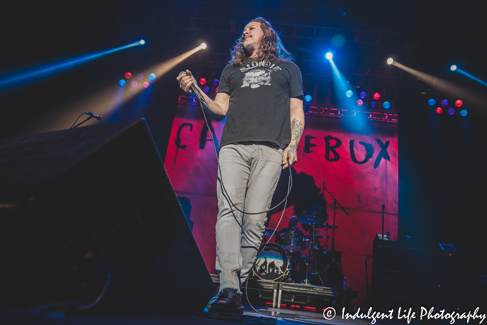 Candlebox frontman Kevin Martin and drummer BJ Kerwin performing together at Ameristar Casino Hotel Kansas City on March 18, 2022.