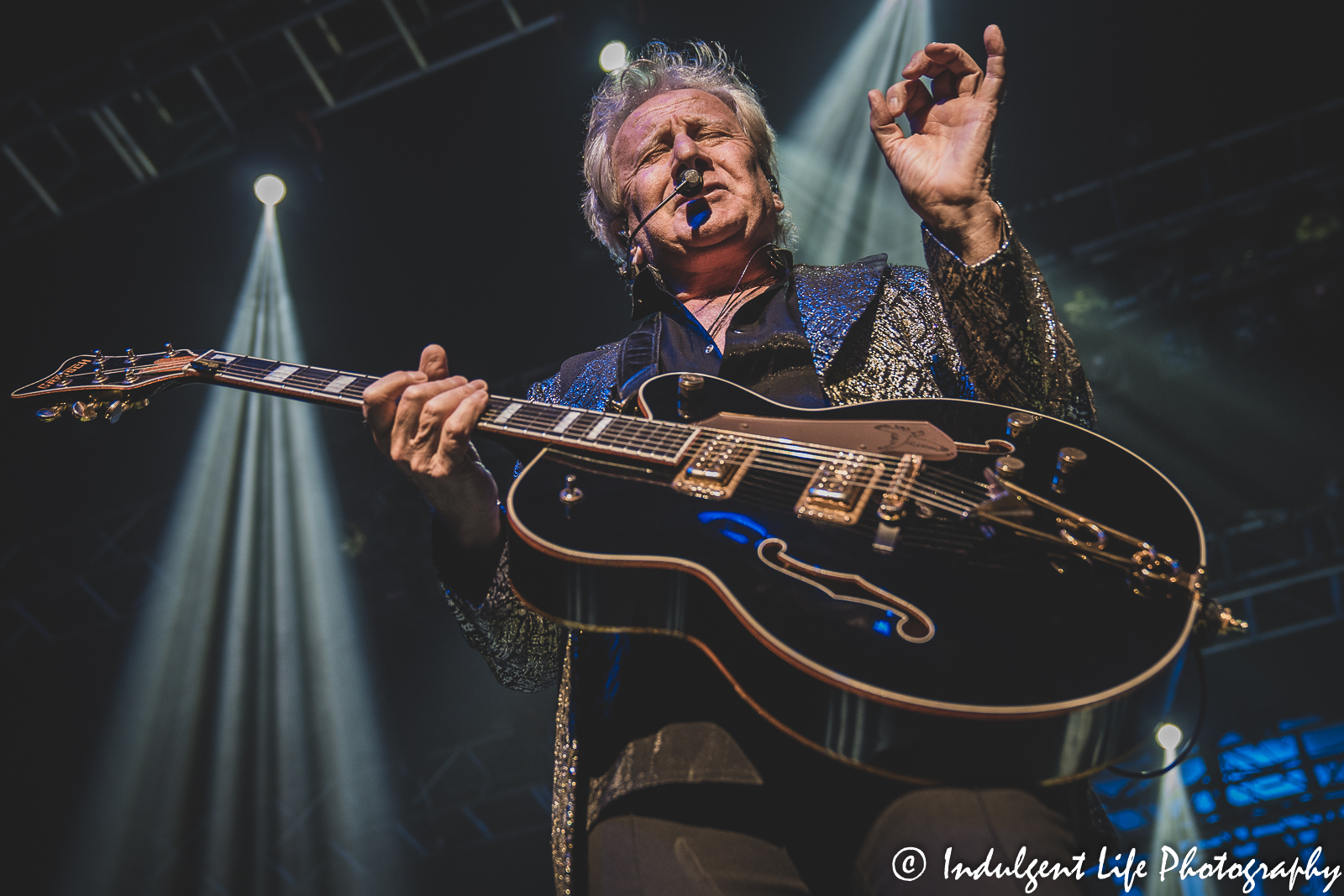 Singer-songwriter and guitarist Graham Russell of Air Supply performing live at Ameristar Casino's Star Pavilion in Kansas City, MO on May 7, 2022.