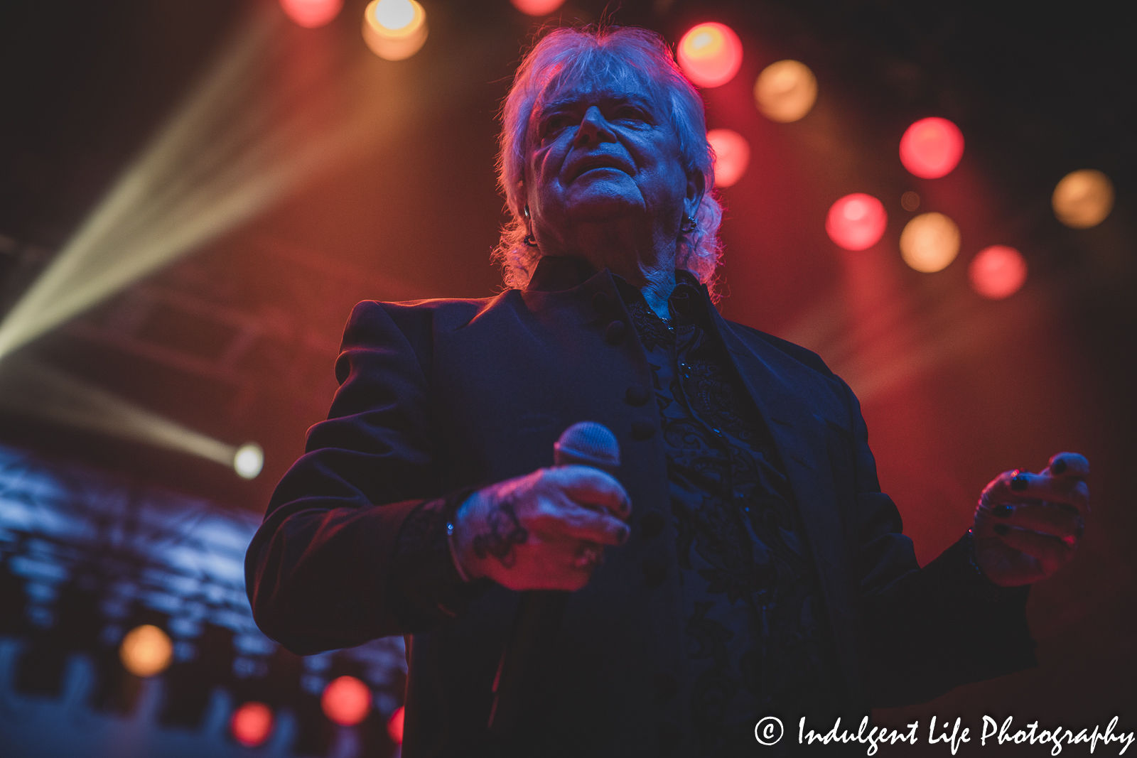 Lead singer Russell Hitchcock of Air Supply live in concert at Star Pavilion inside of Ameristar Casino in Kansas City, MO on May 7, 2022.