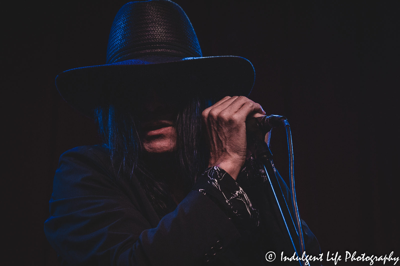 Frontman Jay Aston of Gene Loves Jezebel singing live at the recordBar in the Crossroads of Kansas City, MO on May 26, 2022.