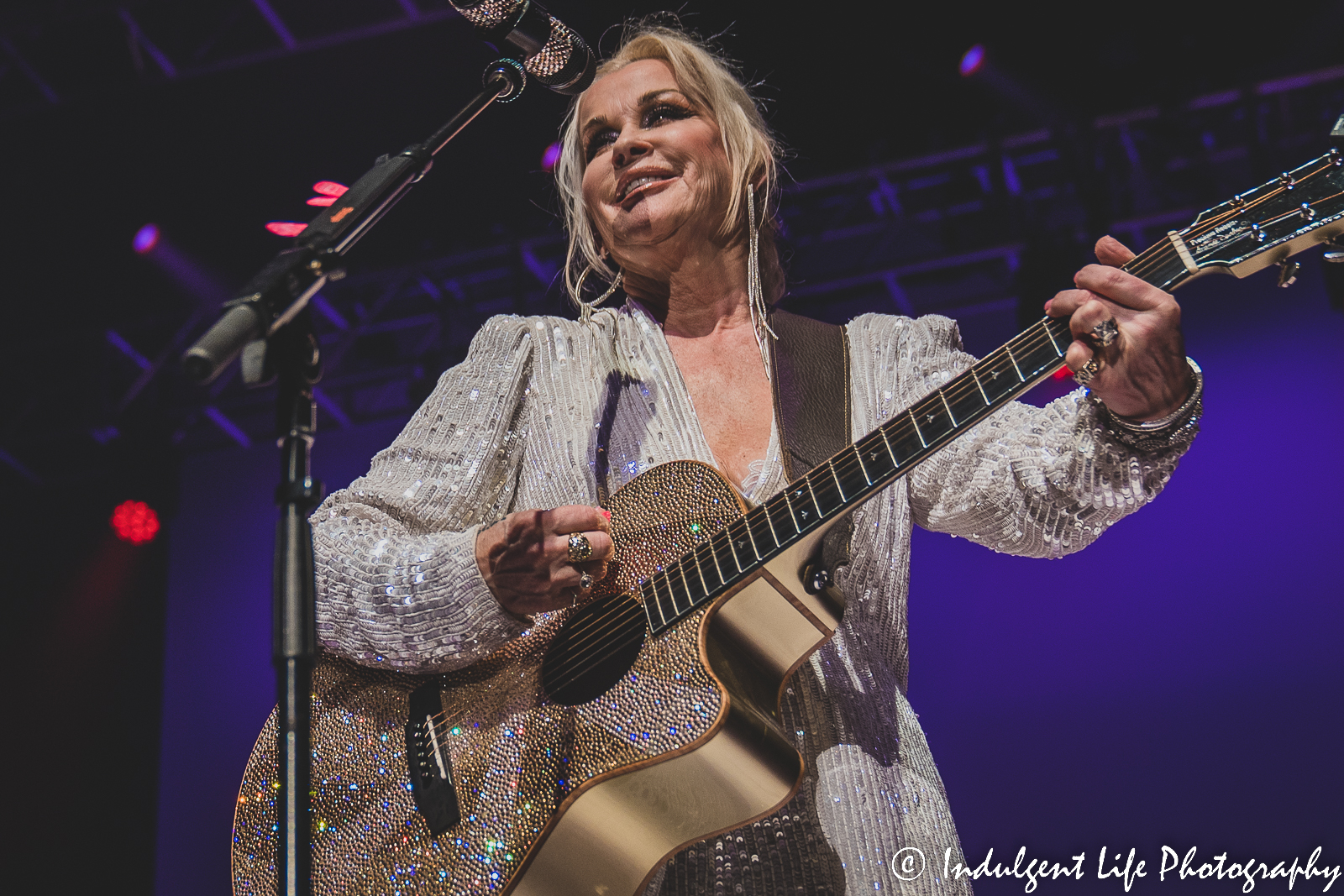 Lorrie Morgan live in concert with her golden glitter guitar at Star Pavilion inside of Ameristar Casino in Kansas City, MO on January 21, 2023.