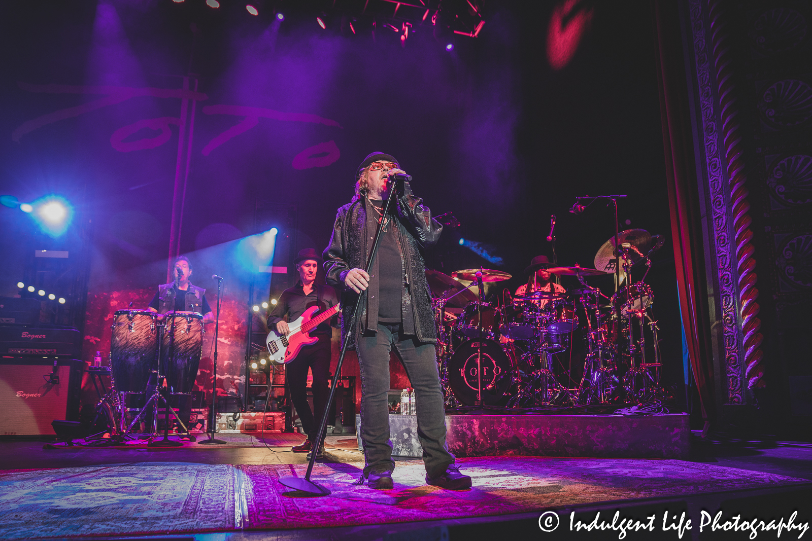 Lead singer Joseph Williams performing with his band Toto at Uptown Theater in Kansas City, MO on March 29, 2023.