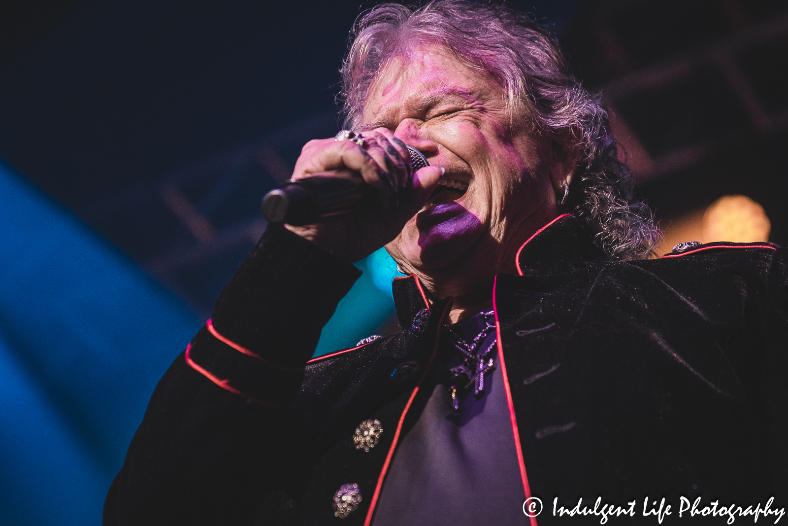 Lead singer Russell Hitchcock of soft rock duo Air Supply live in concert performing "Just as I Am" at Ameristar Casino's Star Pavilion in Kansas City, MO on May 5, 2023.
