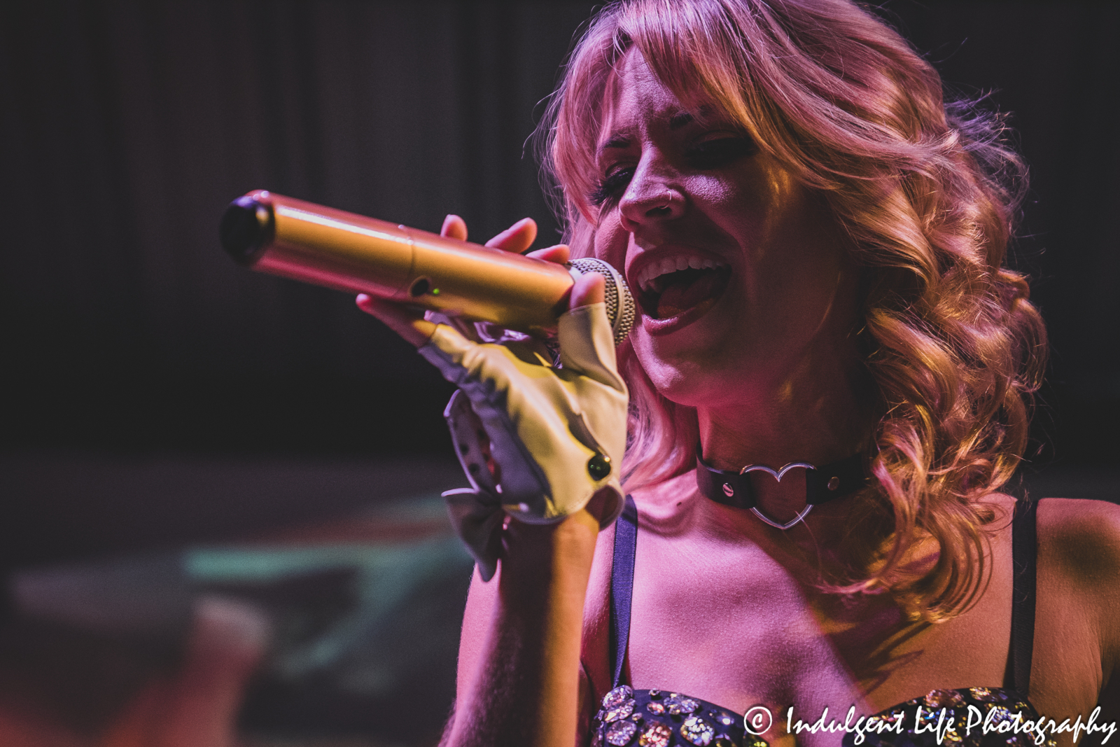 Corey Feldman's keyboard player Alexandra Danielle singing "The Goonies 'R' Good Enough" by Cyndi Lauper at Lemonade Park in Kansas City, MO on September 17, 2023.