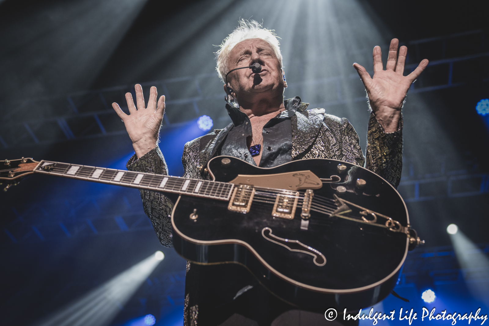 Graham Russell of Australian soft rock duo Air Supply singing "Sweet Dreams" at Ameristar Casino in Kansas City, MO on May 4, 2024.