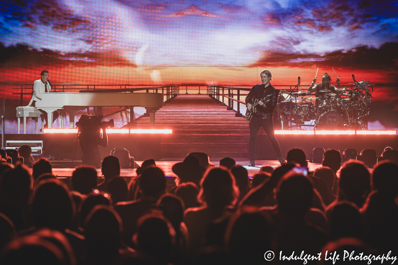 Lionel Richie performing "Easy" on the piano live at T-Mobile Center in downtown Kansas City, MO on June 6, 2024.