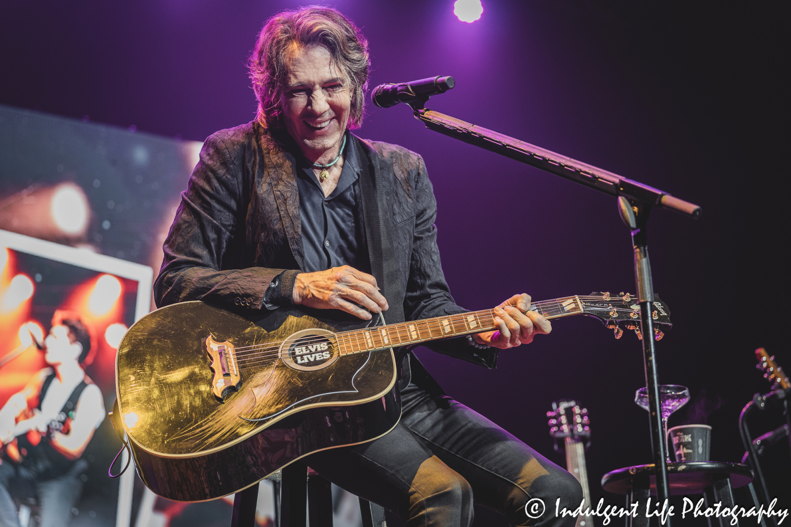 Rick Springfield enjoying laughs brought on by fans during his performance at Ameristar Casino's Star Pavilion in Kansas City, MO on August 24, 2024.