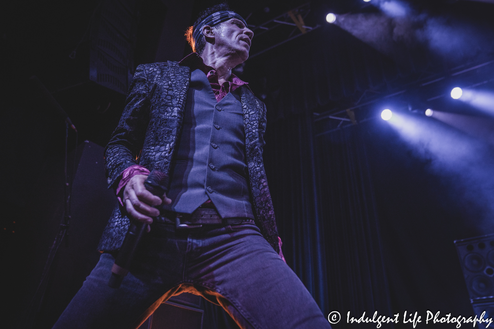 Extreme lead singer Gary Cherone live in concert at VooDoo Lounge inside of Harrah's Hotel & Casino in North Kansas City, MO on September 1, 2024.