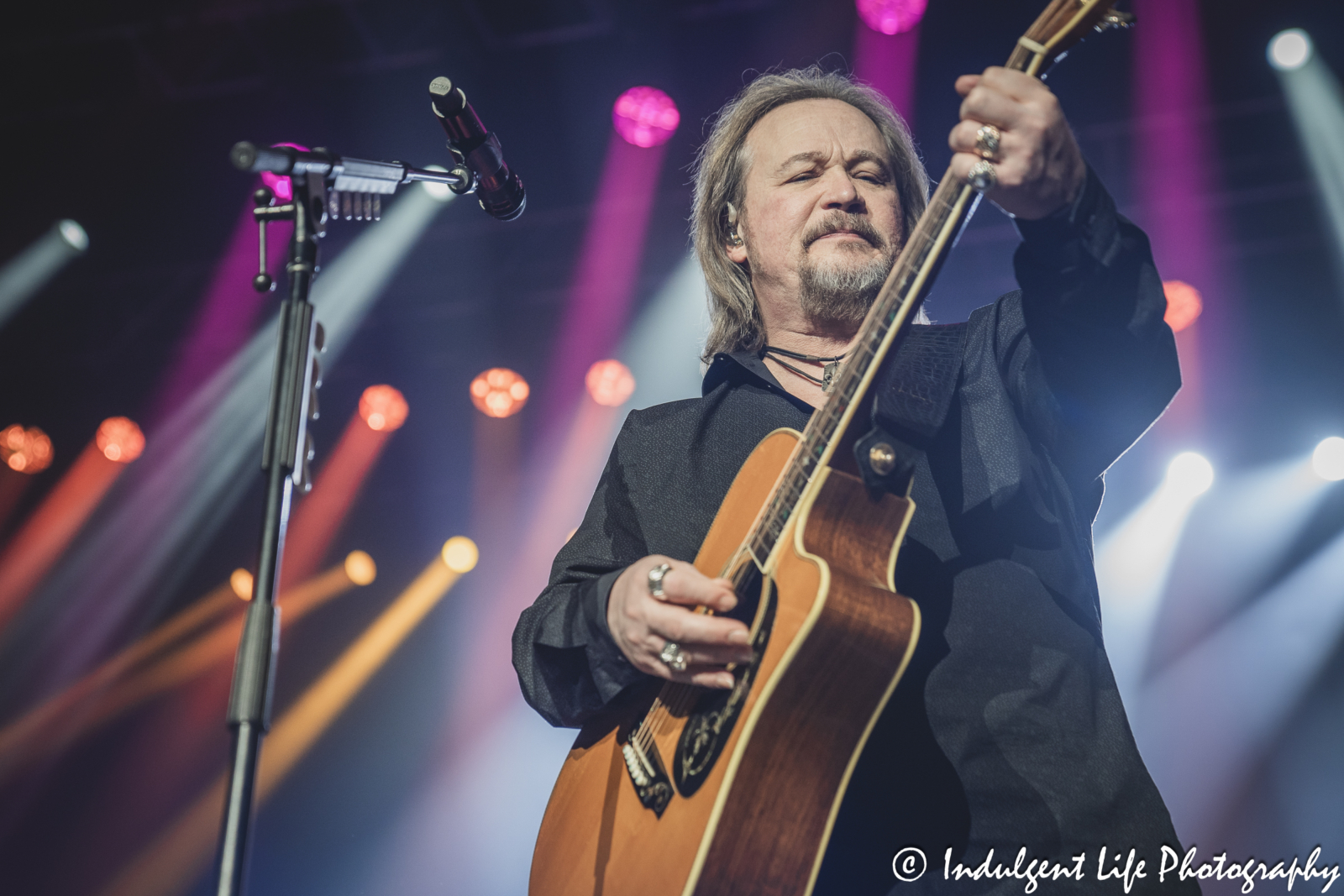 Travis Tritt performing live at Ameristar Casino's Star Pavilion in Kansas City, MO on October 26, 2024.